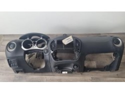 Tableau de bord NISSAN JUKE...