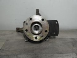 Fusee avant gauche RENAULT...