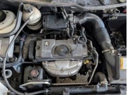 Moteur PEUGEOT 206 PHASE 1