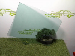 Vitre arriere droit RENAULT...