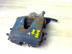 Etrier avant gauche...