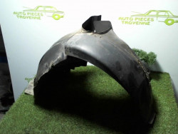 Pare boue avant gauche...