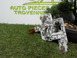Platine feu arriere droit...