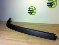 Moulure de pare choc avant...