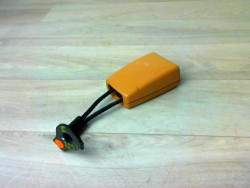 Attache ceinture avant...