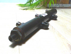 Rampe injection PEUGEOT 407...