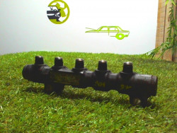 Rampe injection PEUGEOT 206