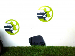 Glace retroviseur droit...