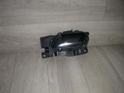 Poignee interieur avant...