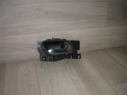 Poignee interieur arriere...