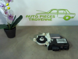 Moteur leve vitre avant...