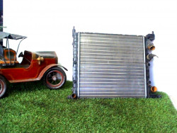 Radiateur eau RENAULT R19...