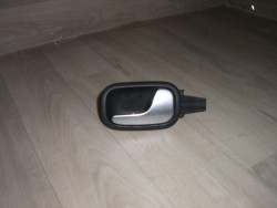 Poignee interieur arriere...