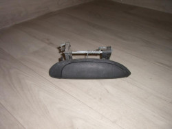 Poignee porte arriere droit...