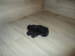 Serrure de hayon PEUGEOT...