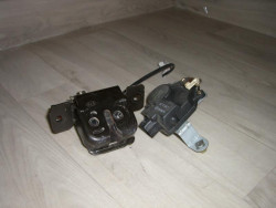 Serrure de hayon KIA CARENS 2