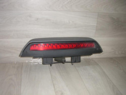 Feu arriere stop central...