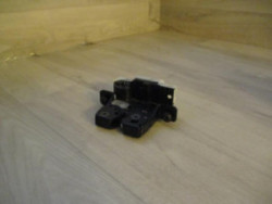 Serrure de hayon RENAULT 