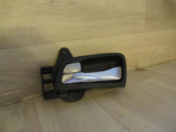 Poignee interieur arriere...