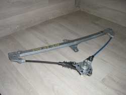 Leve vitre mecanique avant...