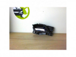 Poignee interieur arriere...